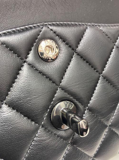 CHANEL（シャネル）CHANEL (シャネル) Wフラップチェーンショルダーバッグ マトラッセ23 ソーブラック A01113 ブラック×ブラック金具 サイズ:23の古着・服飾アイテム