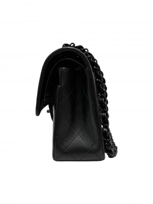 CHANEL（シャネル）CHANEL (シャネル) Wフラップチェーンショルダーバッグ マトラッセ23 ソーブラック A01113 ブラック×ブラック金具 サイズ:23の古着・服飾アイテム