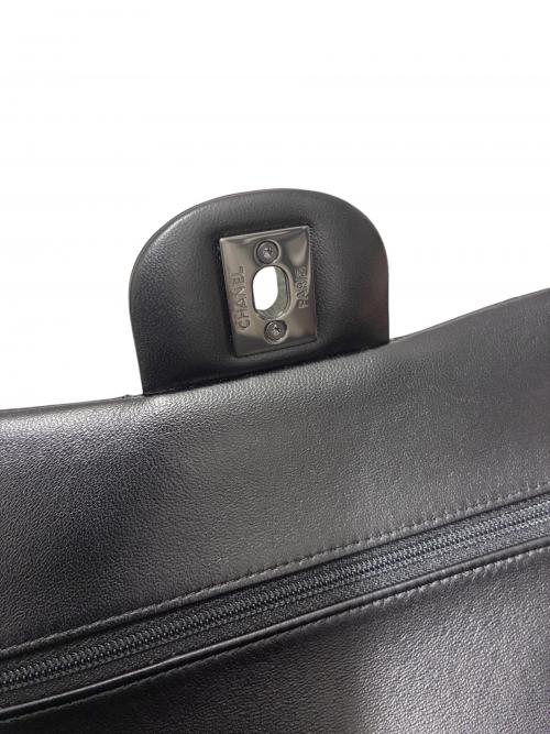 CHANEL（シャネル）CHANEL (シャネル) Wフラップチェーンショルダーバッグ マトラッセ23 ソーブラック A01113 ブラック×ブラック金具 サイズ:23の古着・服飾アイテム