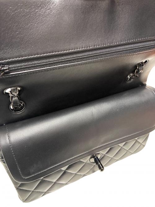 CHANEL（シャネル）CHANEL (シャネル) Wフラップチェーンショルダーバッグ マトラッセ23 ソーブラック A01113 ブラック×ブラック金具 サイズ:23の古着・服飾アイテム
