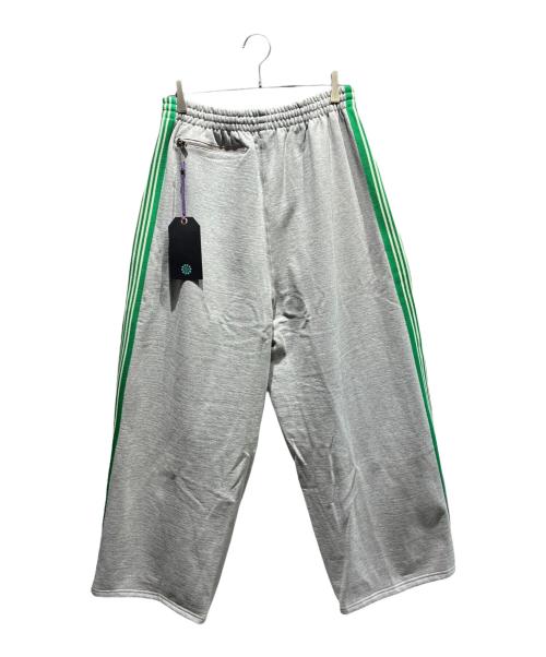 Needles（ニードルズ）Needles (ニードルズ) Needles ヒザデルトラックパンツ スウェットパンツ グレー×グリーン サイズ:Sの古着・服飾アイテム