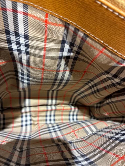 BURBERRY（バーバリー）BURBERRY (バーバリー) ハンドバッグ ブラウン サイズ:-の古着・服飾アイテム