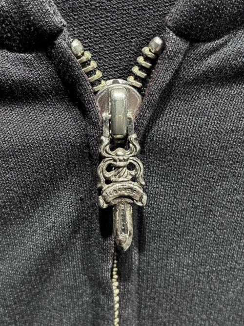 CHROME HEARTS（クロムハーツ）CHROME HEARTS (クロムハーツ) CHプラスダガージップパーカー/2212-304-3141 ブラック サイズ:Mの古着・服飾アイテム