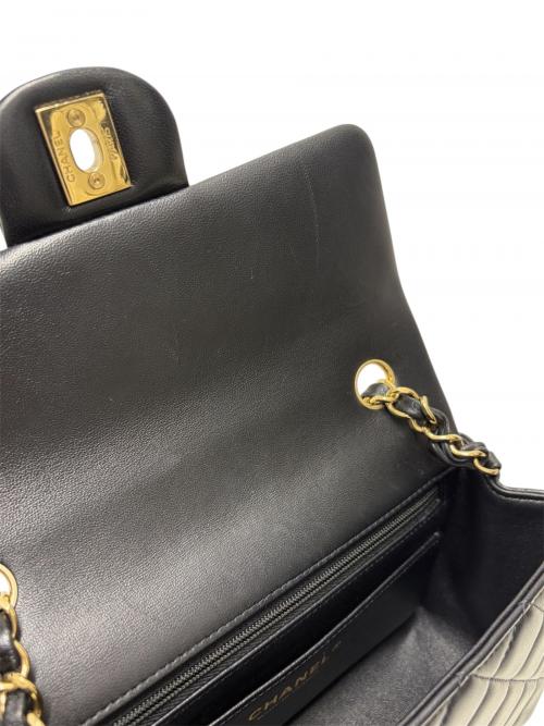 CHANEL（シャネル）CHANEL (シャネル) マトラッセ20 チェーンショルダーバッグ A69900 ブラック×シルバー金具 サイズ:20の古着・服飾アイテム