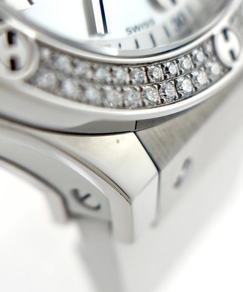 HUBLOT（ウブロ）BigBang All Whtite Diamonds Mother of Pearl ビッグ・バン オールホワイト ダイヤモンド マザーオブパール Ref.361.SE.6010.RW.1104 38mm ホワイトシェル文字盤の古着・服飾アイテム