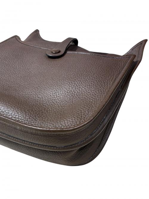 HERMES（エルメス）HERMES (エルメス) Evelyne 2 PM エブリン 2 PM/トリヨンクレマンス/ブラウン系/▢K刻印：2007年製造/シルバー金具 ブラウン サイズ:PMの古着・服飾アイテム