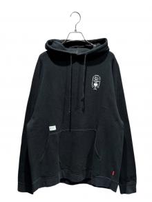 WTAPS（ダブルタップス）の古着「ロゴプリントパーカー」｜ブラック
