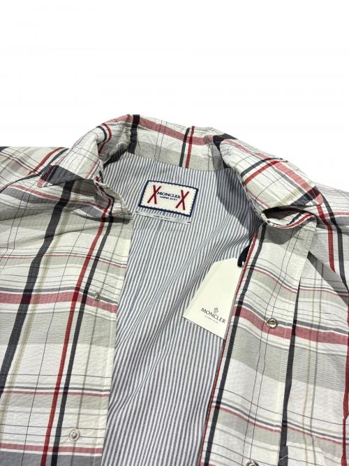 MONCLER（モンクレール）MONCLER (モンクレール) チェックステンカラーコート ホワイト×レッド サイズ:4 未使用品の古着・服飾アイテム