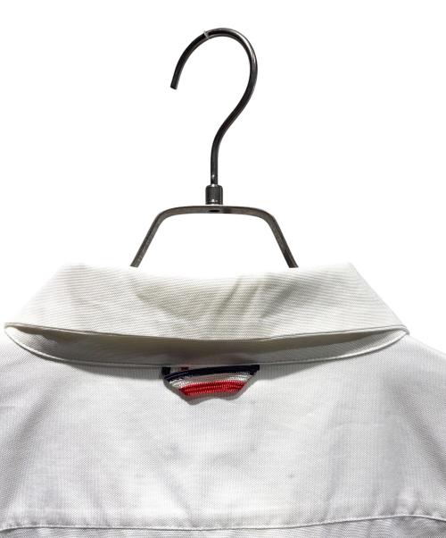 MONCLER GAMME BLEU（モンクレール ガム ブルー）MONCLER GAMME BLEU (モンクレール ガム ブルー) プルオーバーシャツ ホワイト サイズ:SIZE 5の古着・服飾アイテム
