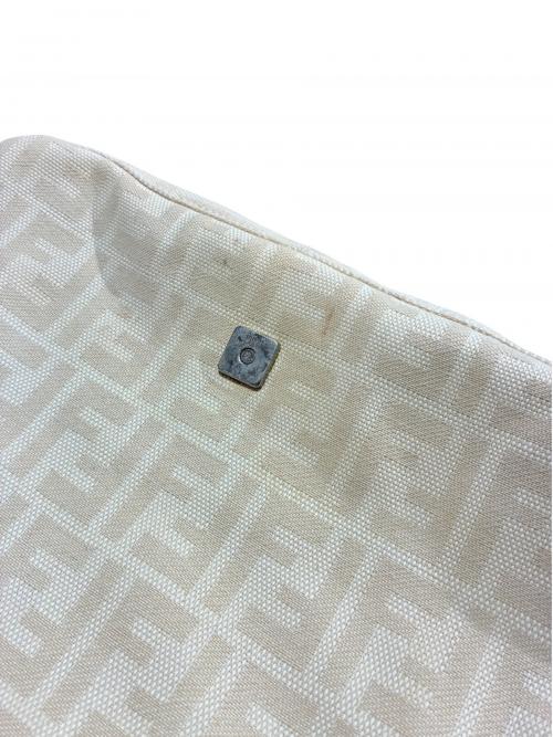 FENDI（フェンディ）FENDI (フェンディ) ショルダーバッグ ベージュの古着・服飾アイテム