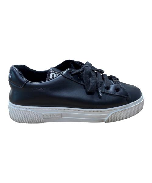 MIU MIU（ミュウミュウ）MIU MIU (ミュウミュウ) ロゴプレートレザースニーカー ブラック サイズ:SIZE 38の古着・服飾アイテム