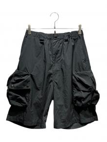 YOKE（ヨーク）の古着「NYLON MULTI POCKET SHORTS」｜ブラック