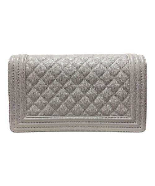 CHANEL（シャネル）CHANEL (シャネル) Boy Chanel Chain Shoulder Bag25 ボーイシャネル 25 チェーンショルダーバッグ ライトグレー サイズ:25の古着・服飾アイテム