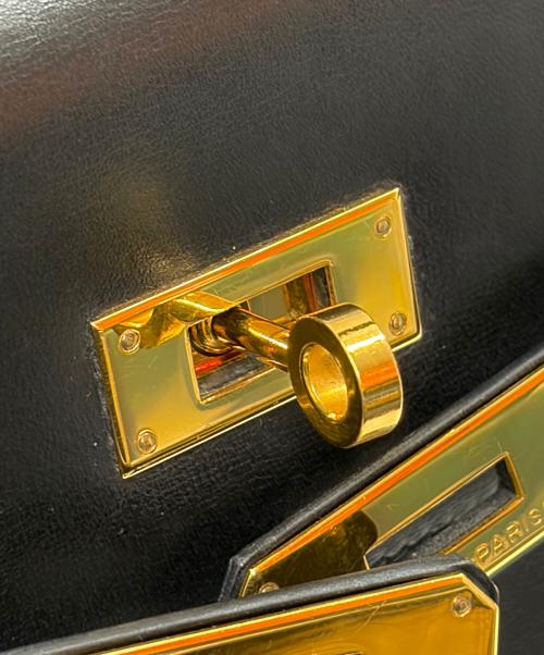 HERMES（エルメス）HERMES (エルメス) Kelly 28 ケリー 28/内縫い/ボックスカーフ/ブラック/▢F刻印：2002年製造/ゴールド金具 ブラック サイズ:28の古着・服飾アイテム