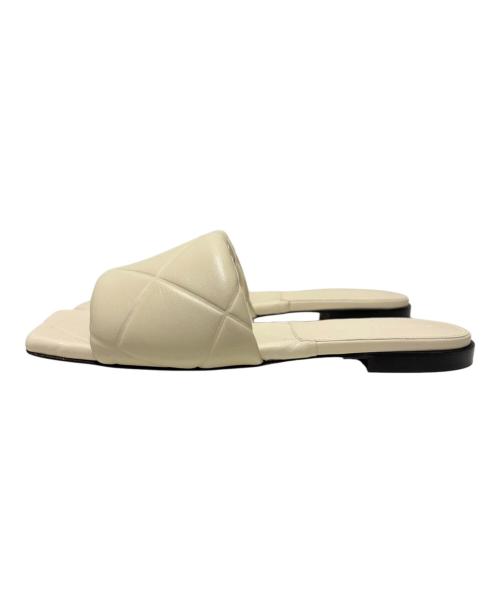 BOTTEGA VENETA（ボッテガベネタ）BOTTEGA VENETA (ボッテガベネタ) リド フラット サンダル ベージュ サイズ:38の古着・服飾アイテム
