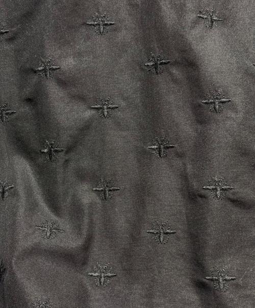 DIOR HOMME（ディオール オム）DIOR HOMME (ディオール オム) BEE刺繍総柄長袖シャツ ブラック サイズ:38の古着・服飾アイテム