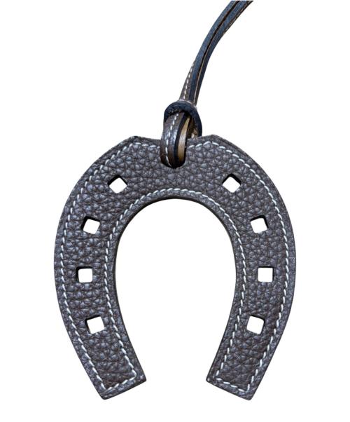 HERMES（エルメス）HERMES (エルメス) パドックシュバル チャームチャーム/バッグチャーム/ストラップ ブラウンの古着・服飾アイテム
