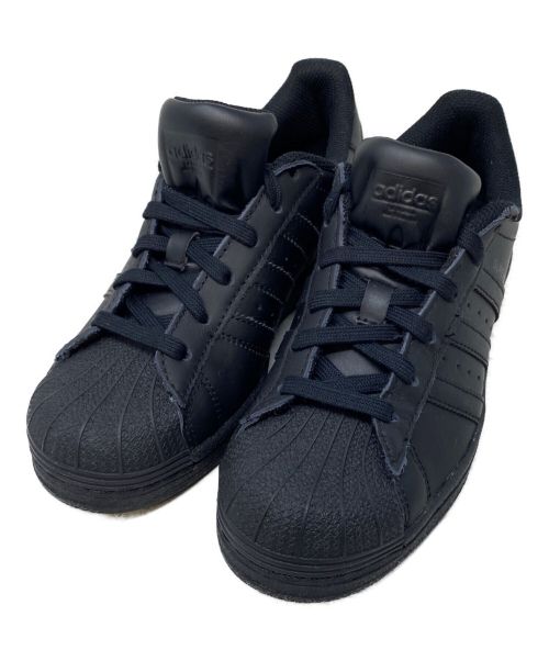 adidas（アディダス）adidas (アディダス) ローカットスニーカー ブラック サイズ:US4.5の古着・服飾アイテム