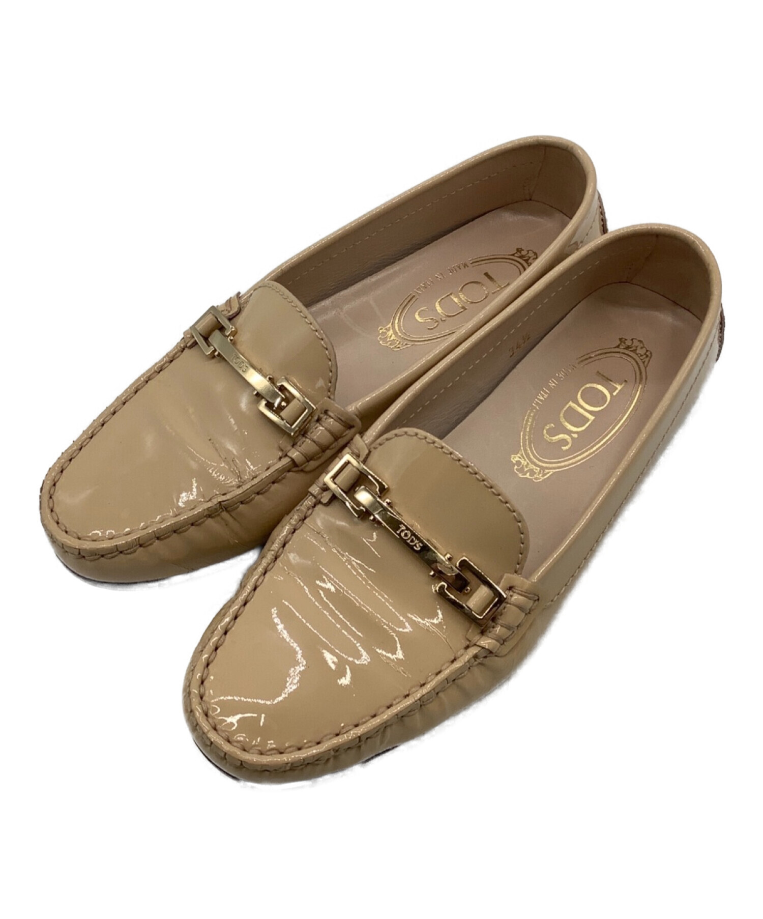 中古 古着通販 Tod S トッズ エナメルドライビングシューズ ベージュ サイズ 34 1 2 ブランド 古着通販 トレファク公式 Trefac Fashion
