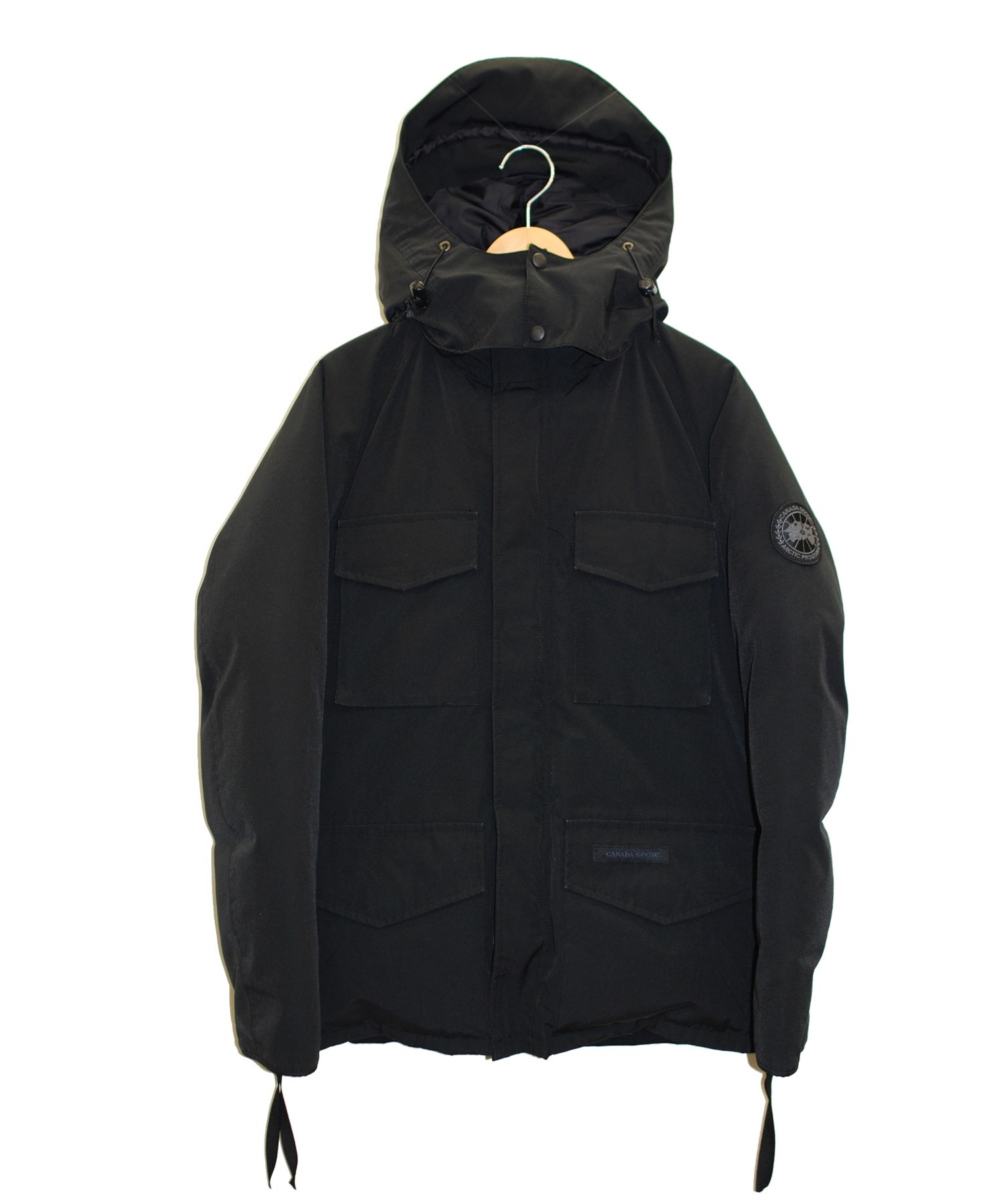 中古 古着通販 Canada Goose カナダグース ダウンジャケット ブラック サイズ M カムループス ブラックディスク ブランド 古着通販 トレファク公式 Trefac Fashion