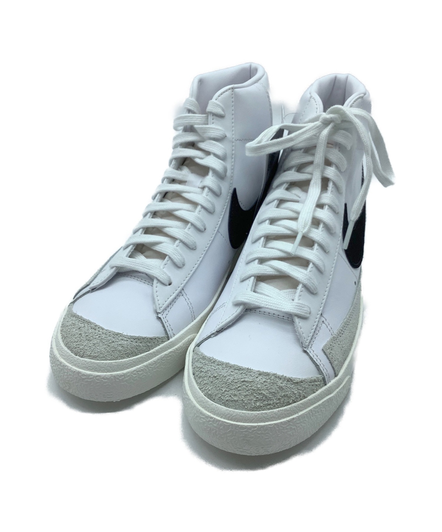 中古 古着通販 Nike ナイキ ミドルカットスニーカー ホワイト ブラック サイズ 27 5cm 未使用品 Blazer Mid 77 Vintage Bq6806 100 ブランド 古着通販 トレファク公式 Trefac Fashion