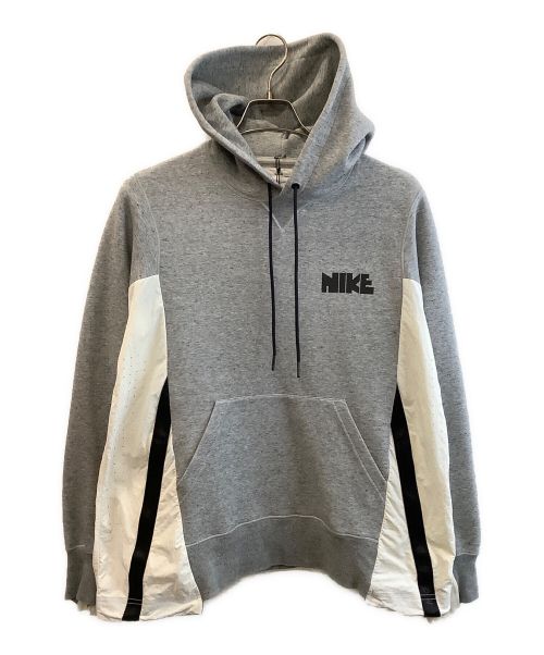 NIKE（ナイキ）NIKE (ナイキ) sacai (サカイ) プルオーバーパーカー グレー サイズ:Mの古着・服飾アイテム