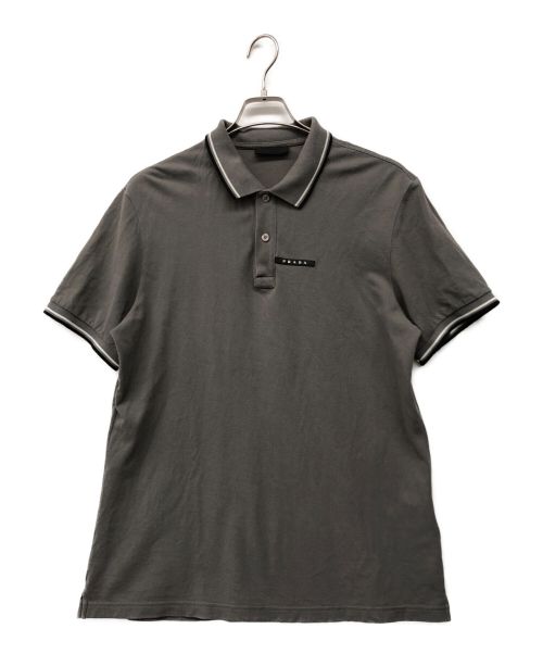 PRADA（プラダ）PRADA (プラダ) ワンポイントラバーロゴポロシャツ グレー サイズ:XXLの古着・服飾アイテム