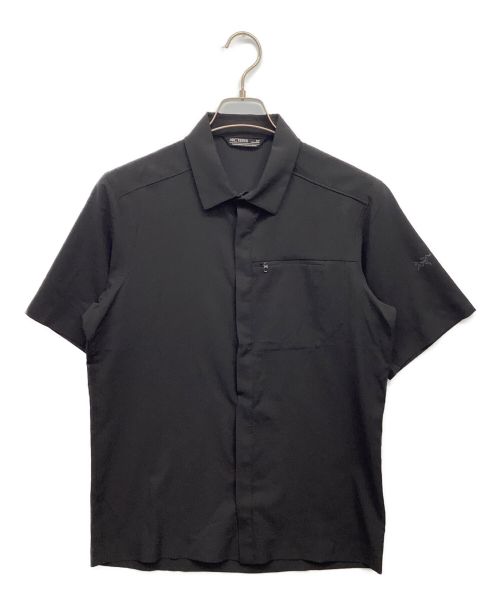 ARC'TERYX（アークテリクス）ARC'TERYX (アークテリクス) 半袖シャツ ブラック サイズ:Sの古着・服飾アイテム