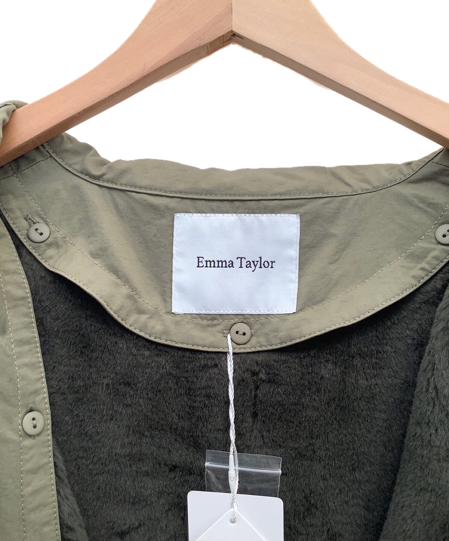 Emma Taylor (エマテイラー) 2way撥水加工フレアーマウンテンパーカー オリーブ サイズ:FREE