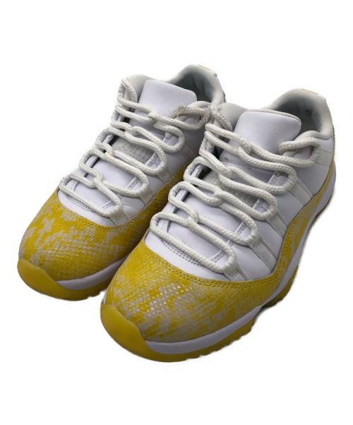 NIKE（ナイキ）NIKE (ナイキ) Nike WMNS Air Jordan 11 Retro Low Yellow Snake Skin ホワイト×イエロー サイズ:24.5の古着・服飾アイテム