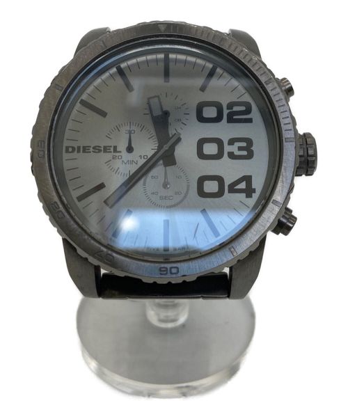 DIESEL（ディーゼル）DIESEL (ディーゼル) 腕時計 グレーの古着・服飾アイテム