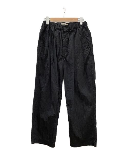 COOTIE PRODUCTIONS（クーティープロダクツ）COOTIE PRODUCTIONS (クーティープロダクツ) SHRINK NYLON 2 TUCK EASY PANTS ブラック サイズ:Mの古着・服飾アイテム