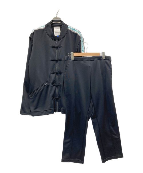 demarcolab（デマルコラボ）demarcolab (デマルコラボ) チャイナトラックジャケットセットアップ ブラック サイズ:XLの古着・服飾アイテム