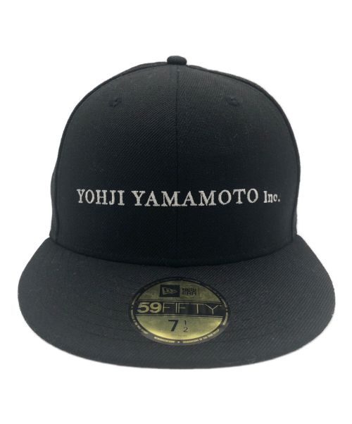 New Era×YOHJI YAMAMOTO（ニューエラ×ヨウジヤマモト）New Era×YOHJI YAMAMOTO (ニューエラ×ヨウジヤマモト) キャップ ブラックの古着・服飾アイテム