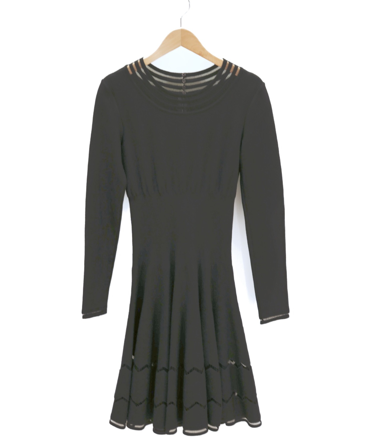 中古 古着通販 Alaia アライア ニットワンピース ブラック サイズ Xs ブランド 古着通販 トレファク公式 Trefac Fashion