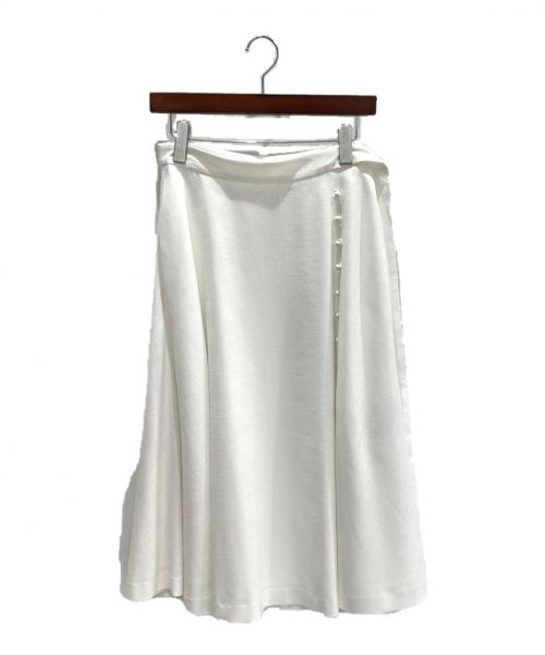 ADEAM（アディアム）ADEAM (アディアム) サイドボタンフレアスカート ホワイトの古着・服飾アイテム