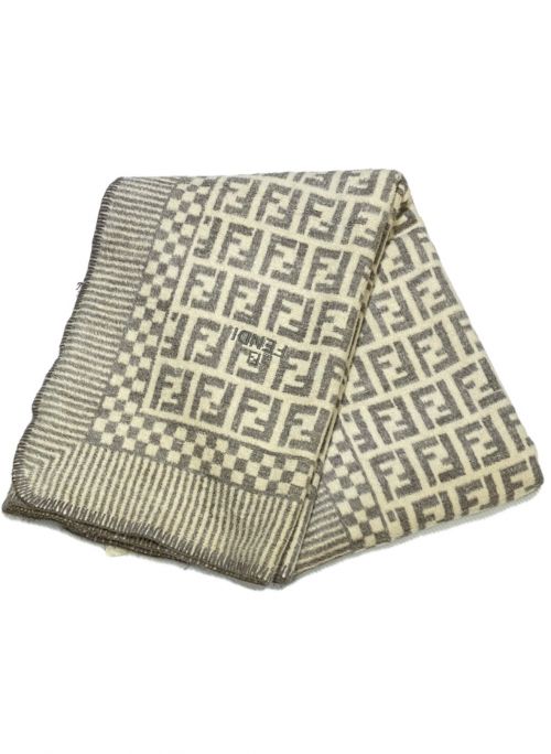 FENDI（フェンディ）FENDI (フェンディ) ズッカ毛布 サイズ:140×210の古着・服飾アイテム