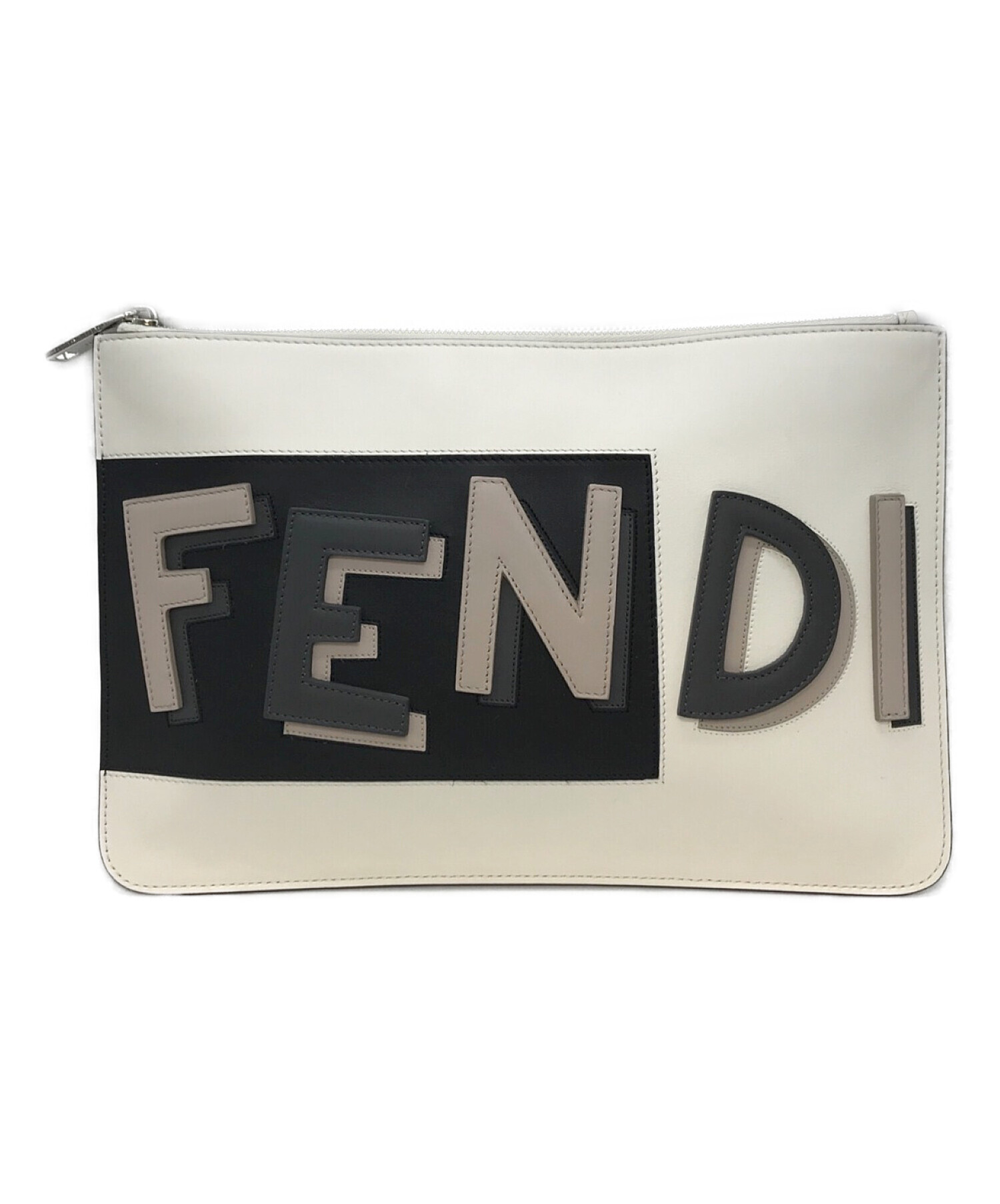 中古・古着通販】FENDI (フェンディ) Clutch bag ホワイト×ブラック 