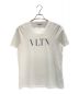 VALENTINO（ヴァレンティノ）の古着「VLTN ロゴクルーネック Tシャツ」｜ホワイト
