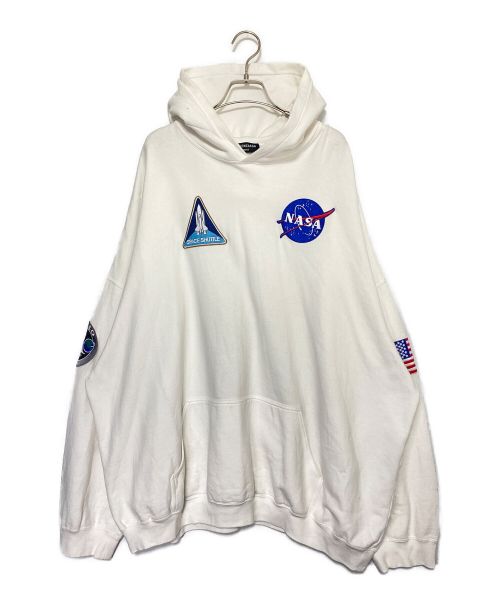 BALENCIAGA（バレンシアガ）BALENCIAGA (バレンシアガ) NASA (ナサ) Space oversized appliquéd printed cotton-jersey hoodie ホワイト サイズ:SIZE Lの古着・服飾アイテム