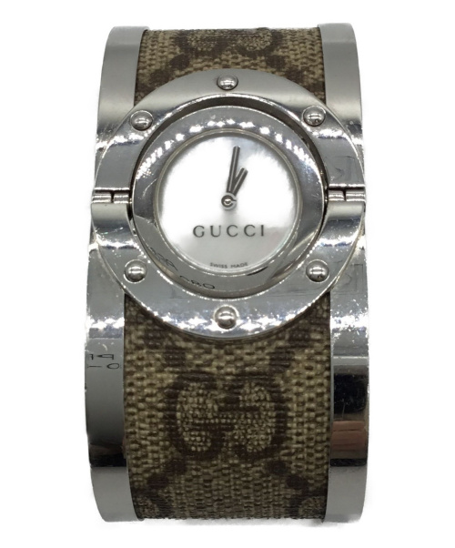 GUCCI（グッチ）GUCCI (グッチ) バングル型腕時計の古着・服飾アイテム