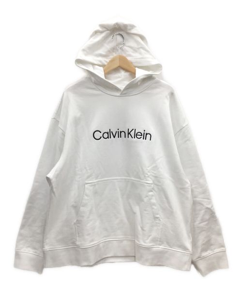 Calvin Klein（カルバンクライン）Calvin Klein (カルバンクライン) スタンダードロゴパーカー ホワイト サイズ:L 未使用品の古着・服飾アイテム
