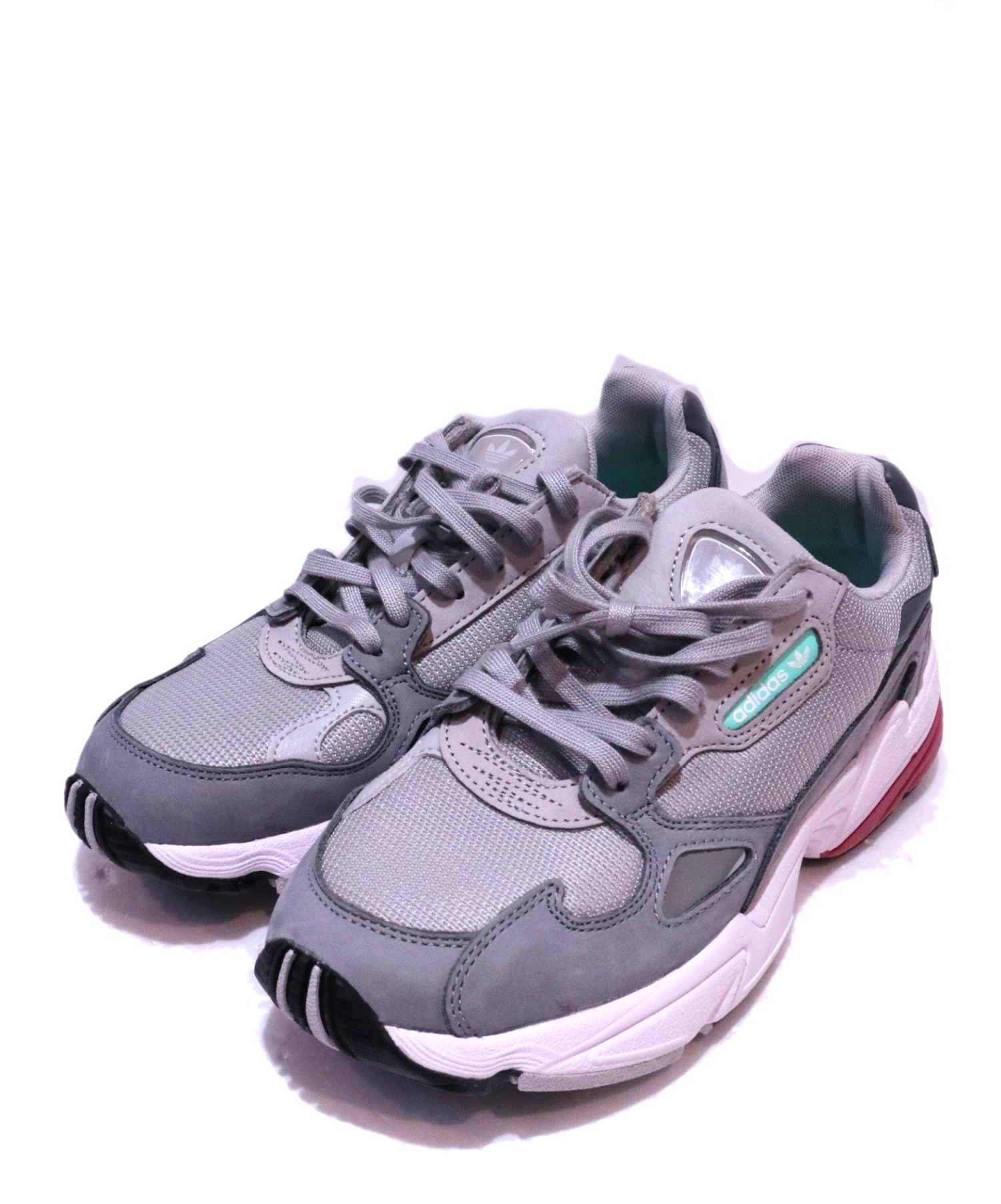 adidas falcon w d96698