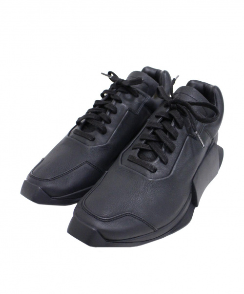 level runner low 2