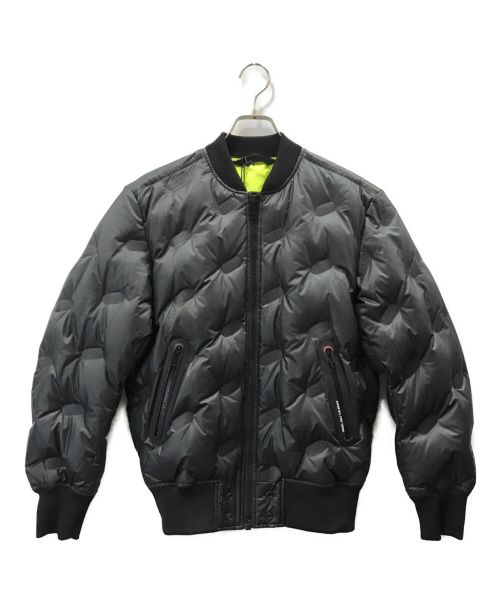 DIESEL（ディーゼル）DIESEL (ディーゼル) ロゴ型押しダウンボンバージャケット ブラック サイズ:XSの古着・服飾アイテム