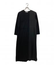 ADORE (アドーア) ハーフプリーツニットワンピース ブラック サイズ:38
