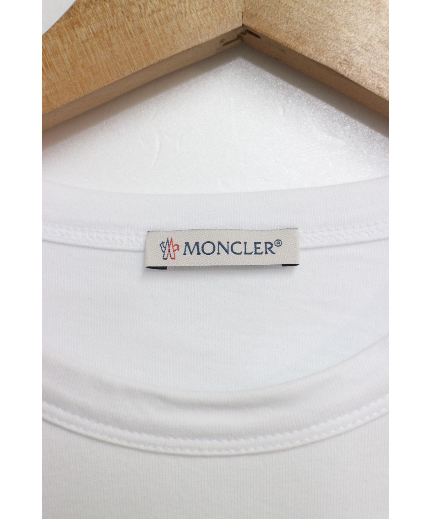 MONCLER (モンクレール) 3D風ロゴプリントTシャツ ホワイト サイズ:M