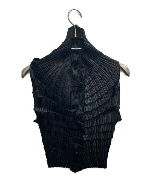 ISSEY MIYAKE（イッセイミヤケ）ISSEY MIYAKE (イッセイミヤケ) プリーツタンクトップ ブラック サイズ:2の古着・服飾アイテム