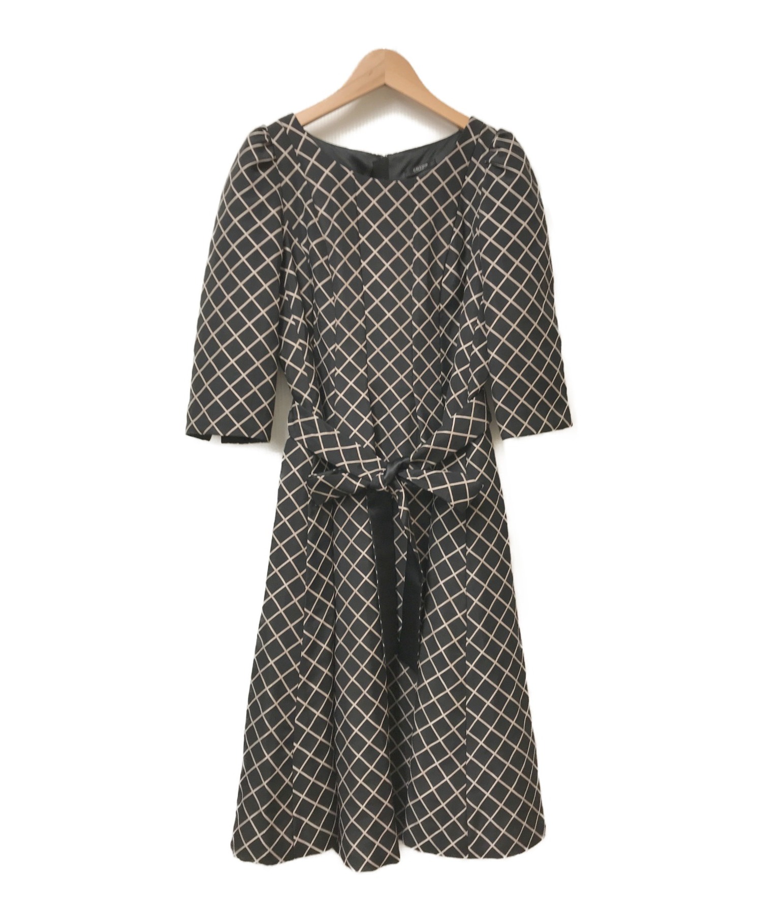 中古 古着通販 Cotoo コトゥー 総柄マキシブラウスワンピース ブラック ベージュ サイズ 38 W3j23 479 09 ブランド 古着通販 トレファク公式 Trefac Fashion