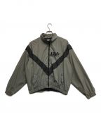 US ARMYユーエスアーミー）の古着「ナイロントレーニングジャケット」｜カーキ
